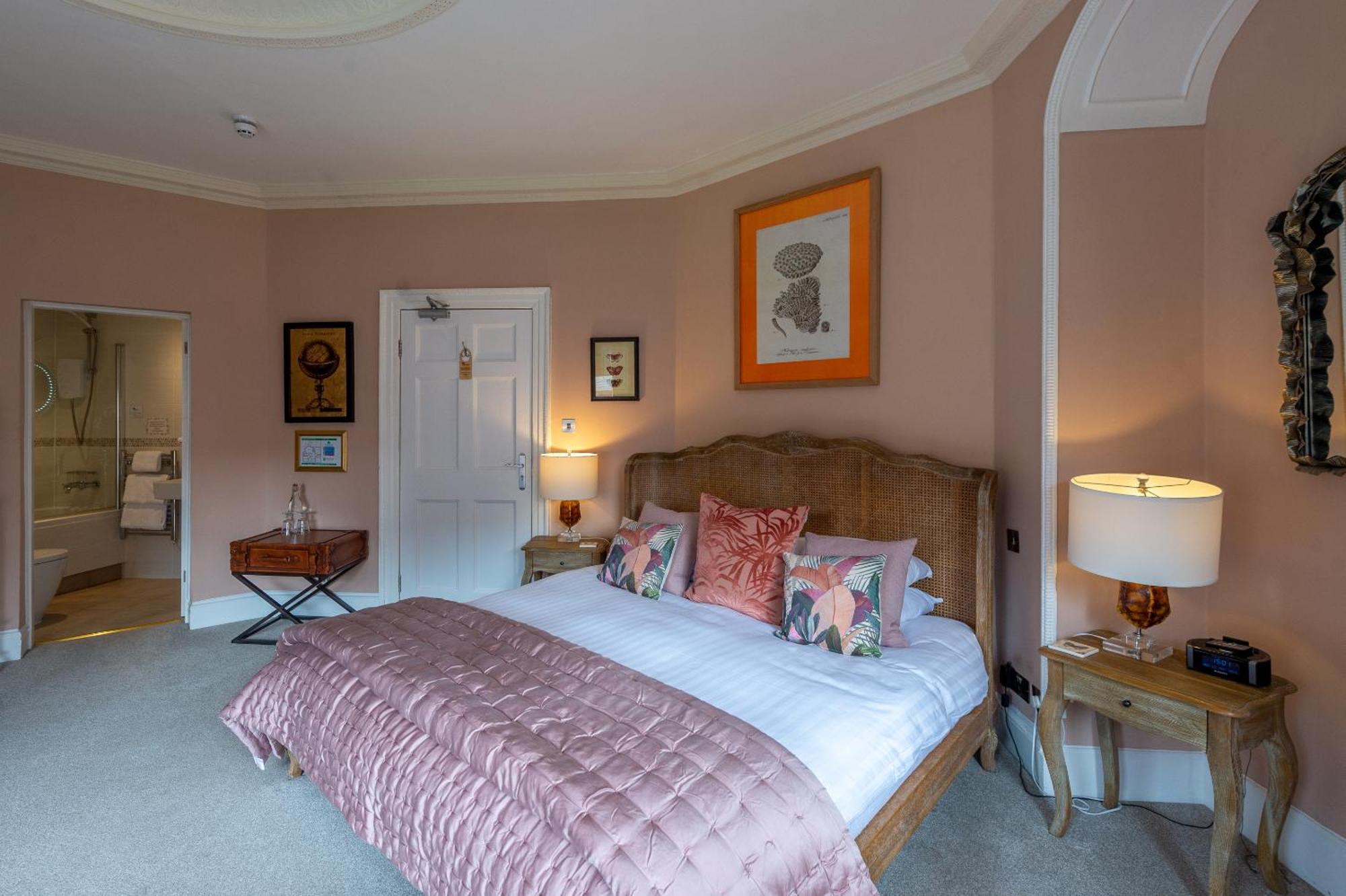 Darwin'S Townhouse Acomodação com café da manhã Shrewsbury Quarto foto A bedroom at the hotel